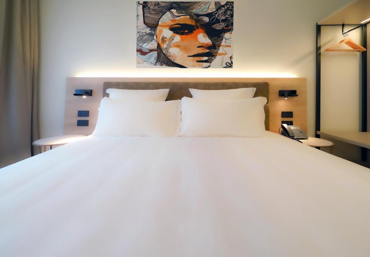 Bergamo Inn 21 외부 사진 A room at the hotel