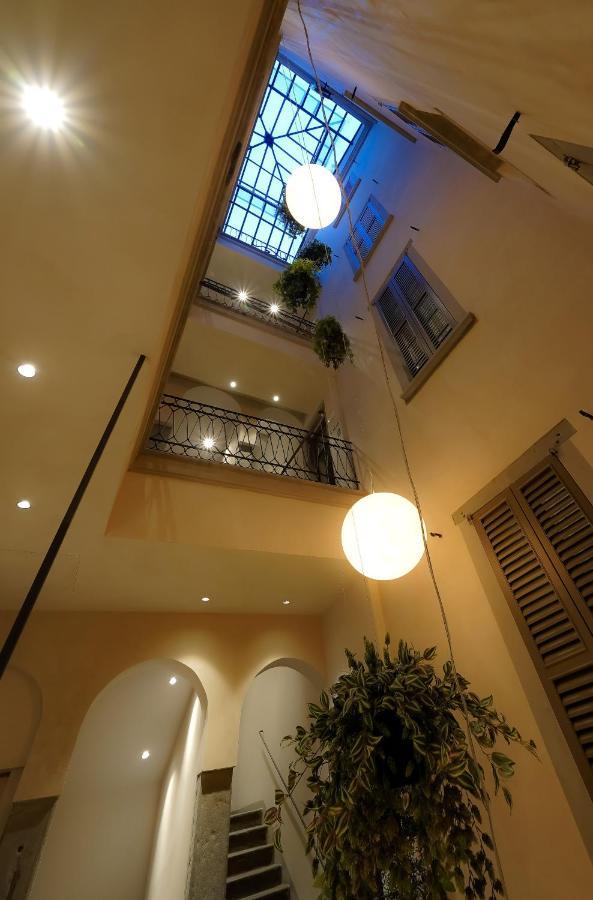 Bergamo Inn 21 외부 사진 Interior of the hotel